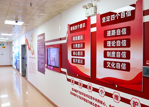 强化标杆引领，推进阵地建设